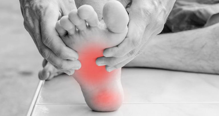right foot arch pain reflexology